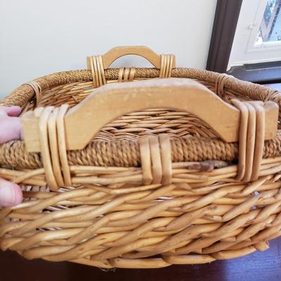 Seven Unique Baskets (LR-KD)