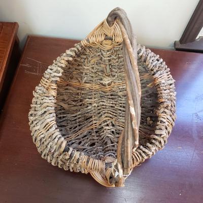 Seven Unique Baskets (LR-KD)