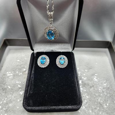 Topaz 3 - piece set set in 10K White Gold