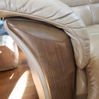 Ekornes Leather Sofa (LR-KD)