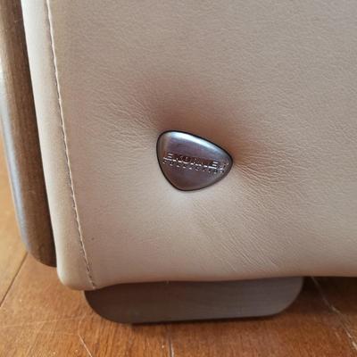 Ekornes Leather Sofa (LR-KD)