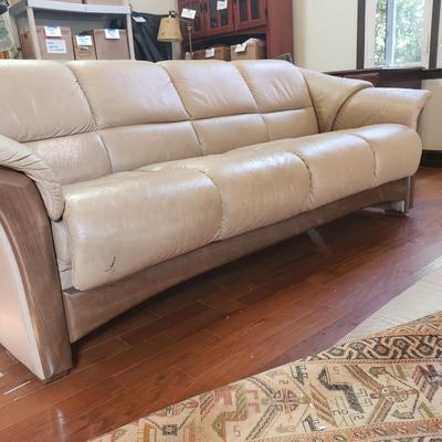 Ekornes Leather Sofa (LR-KD)