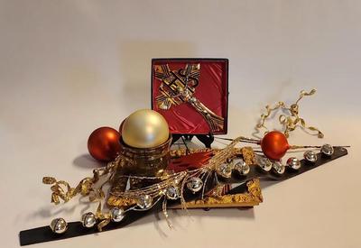 Lot 470 Vintage Brass Crucifix & Gold Frame Mirror With Other Christmas Ornaments