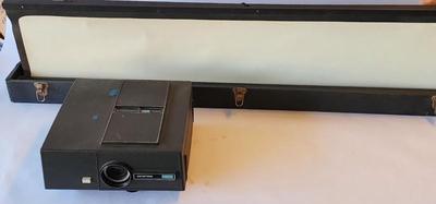 Lot 473 Keystone 880 Automatic Projector & Kodak Instamatic m70 Movie Projector