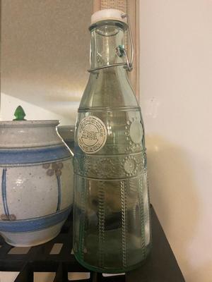 A VARIETY OF GLASS AND POTTERY