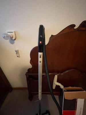 ELECTROLUX CARPET AND RUG CANISTER VACUUM
