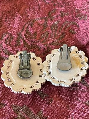 PENDENTS, EARRINGS, MISCELLANEOUS JEWELRY