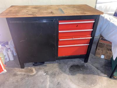 TOOL CHEST/CABINET WORKBENCH