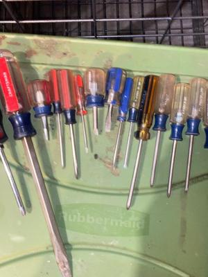 MOSTLY CRAFTSMAN SCREWDRIVERS