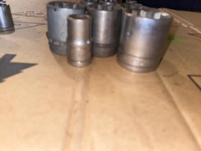 1/2” DRIVE RACHET AND SOCKETS