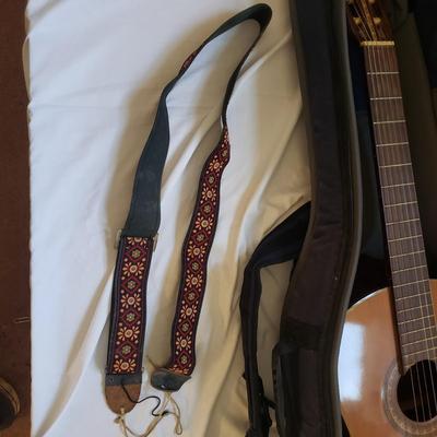 Six String Guitar, Boulder-Alpine Series Soft Case and More (UB-KD)