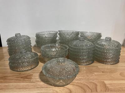 22 glass bowls and lids