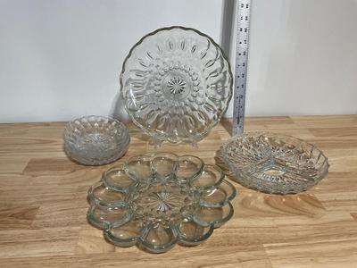 Glass serving lot