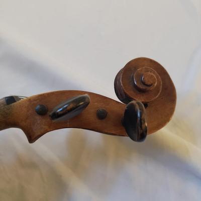 Violin (UB-KD)