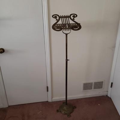 Ornate Brass Music Stand (UB-KD)