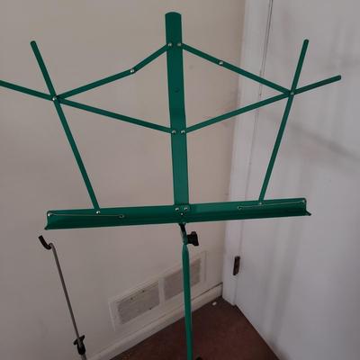 Hamilton, K&M, On Stage Music Stands and More (UB-KD)