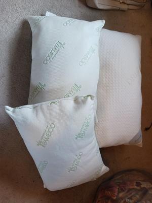 TWO BAMBOO QUEEN SIZE PILLOWS AND ONE KING SIZE AIR-X PILLOW