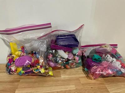 Toy Lot - Various Dolls