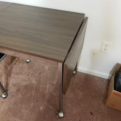 Bretford Metal Rolling Table (UB-KD)