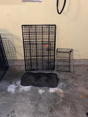 DOG KENNEL, FLOOR MAT, WIRE BASKET