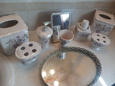 BATHROOM ESSENTIALS