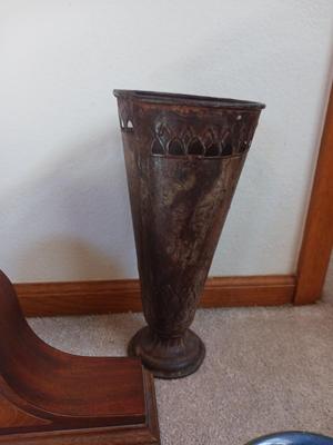 MANTEL CLOCK AND HOME DECOR