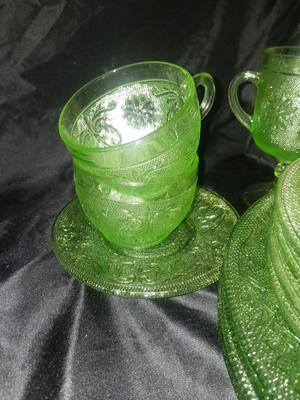 TIARA GLASSWARE