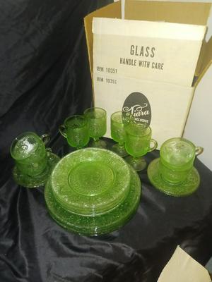 TIARA GLASSWARE