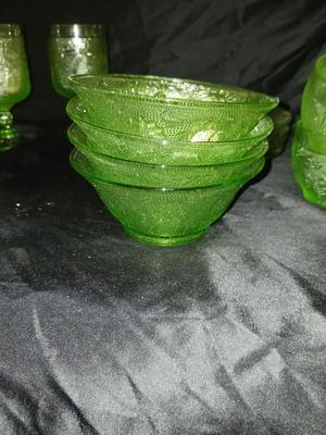 FOUR PIECE SET TIARA