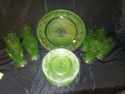 EIGHT PIECE TIARA SET