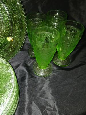 EIGHT PIECE TIARA SET