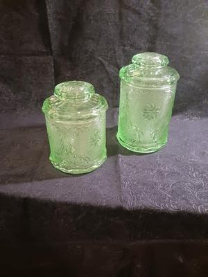 TIARA CANISTERS