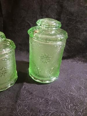 TIARA CANISTERS
