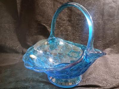 TIARA BASKET