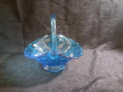 TIARA BASKET