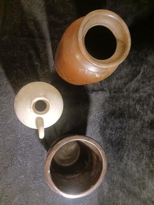 CROCK STYLE POTTERY