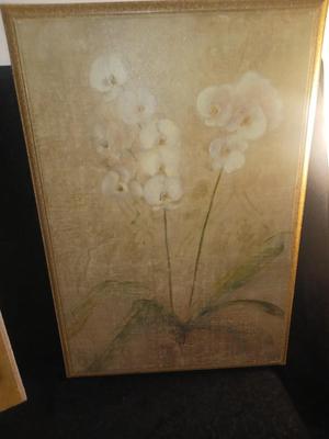 WALL DECOR