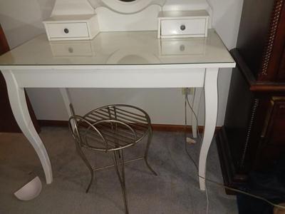 WHITE VANITY