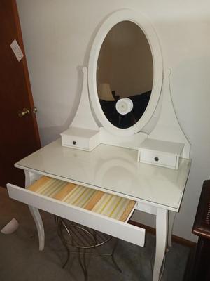 WHITE VANITY