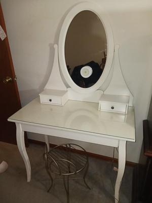WHITE VANITY