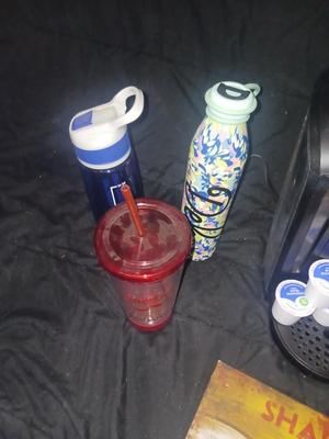 KEURIG COFFEE MAKER