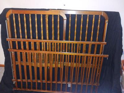 WELSH BABY CRIB
