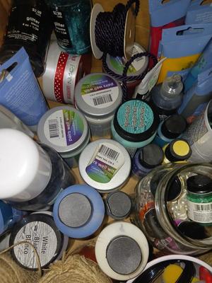 ART AND CRAFT SUPPLIES
