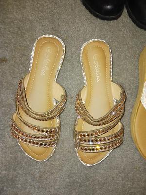 WOMENS BOOTS AND SANDALS