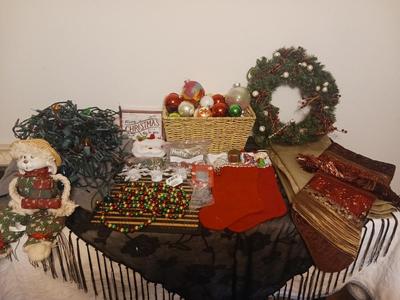 CHRISTMAS DECORATIONS, ORNAMENTS, STOCKINGS, LIGHTS AND MORE
