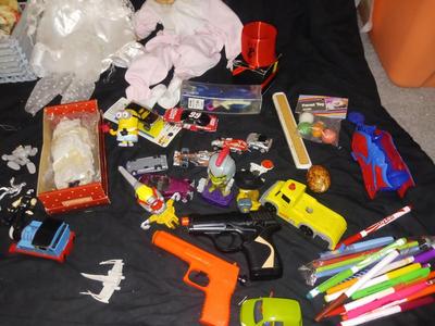CABBAGE PATCH DOLLS, TOY GUNS, MARKERS AND MORE!