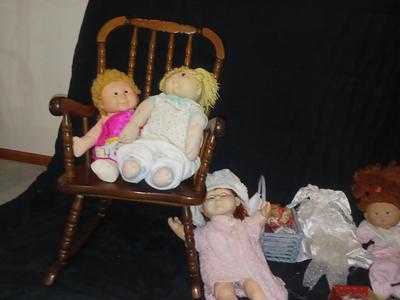 CABBAGE PATCH DOLLS, TOY GUNS, MARKERS AND MORE!