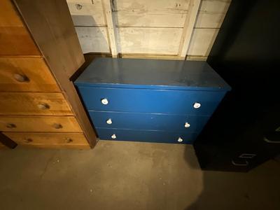 Blue 3-drawer dresser