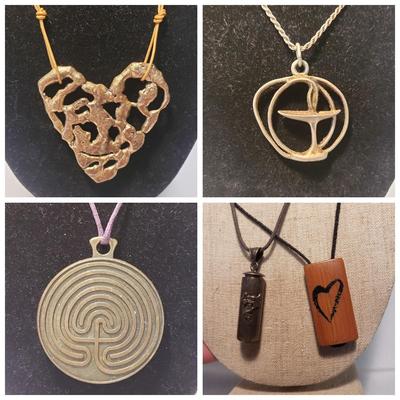 Artistic Pins and Pendants (ST-KD)