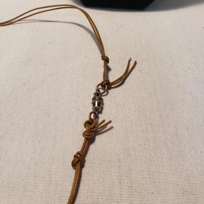 Artistic Pins and Pendants (ST-KD)